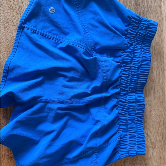 Lululemon Blue Women's Small Shorts - Picture 2 of 4